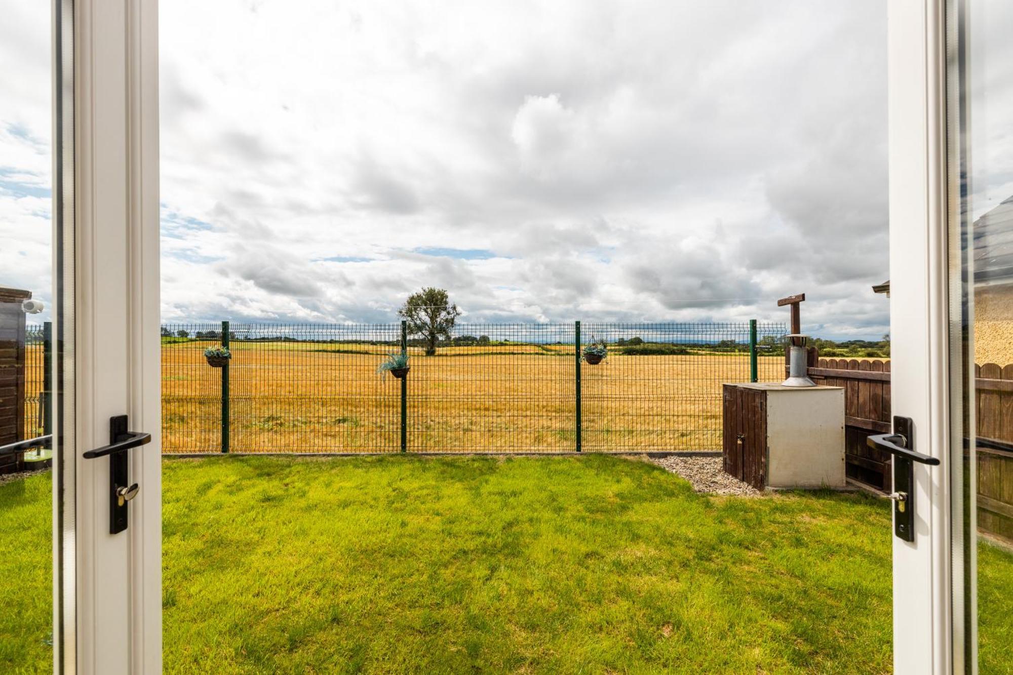 The Ferns-Ideal Base For Exploring The Causeway Coast Armoy Экстерьер фото